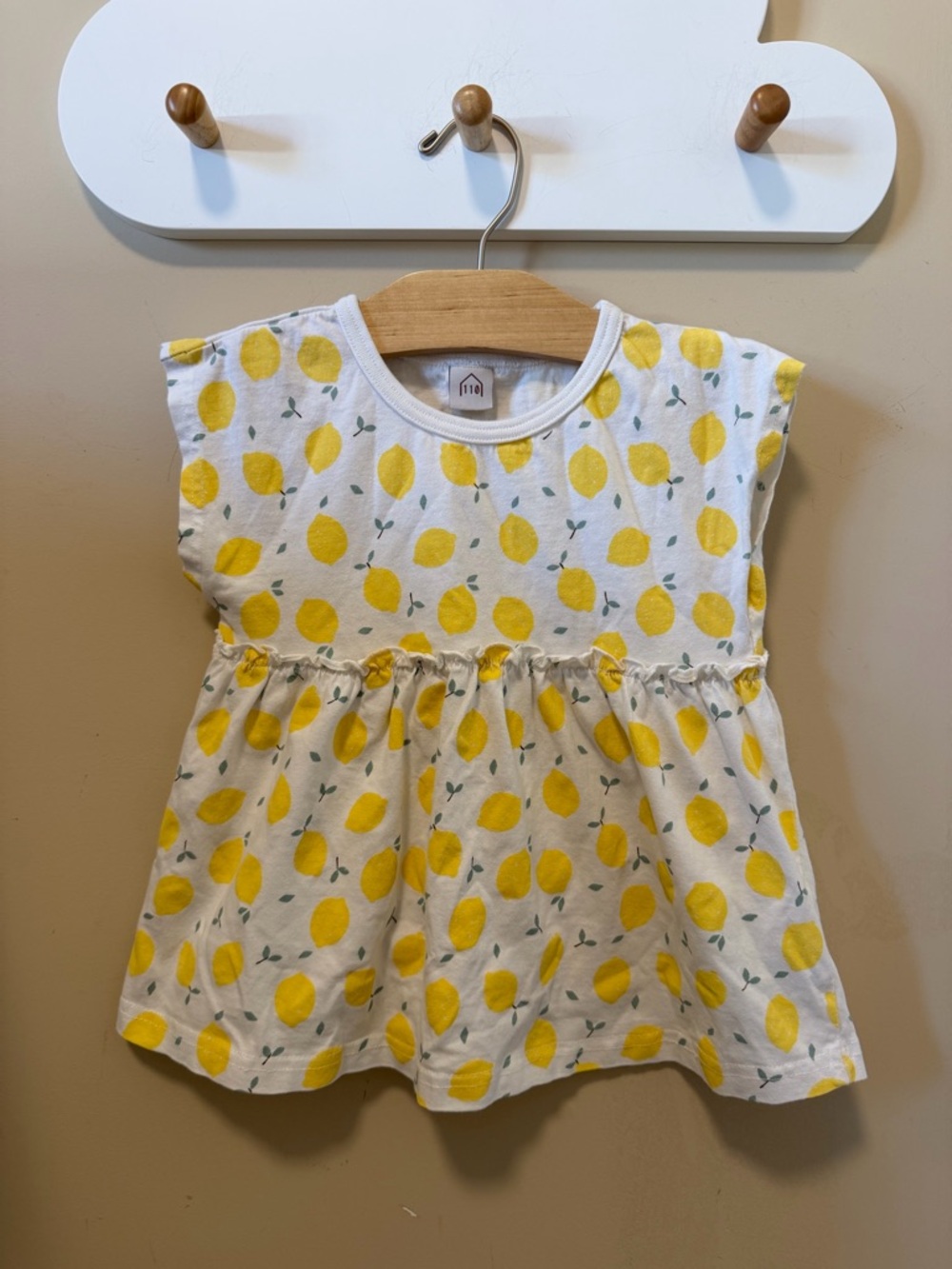 Girls Lemon Print Smocked Waist Top - Yellow